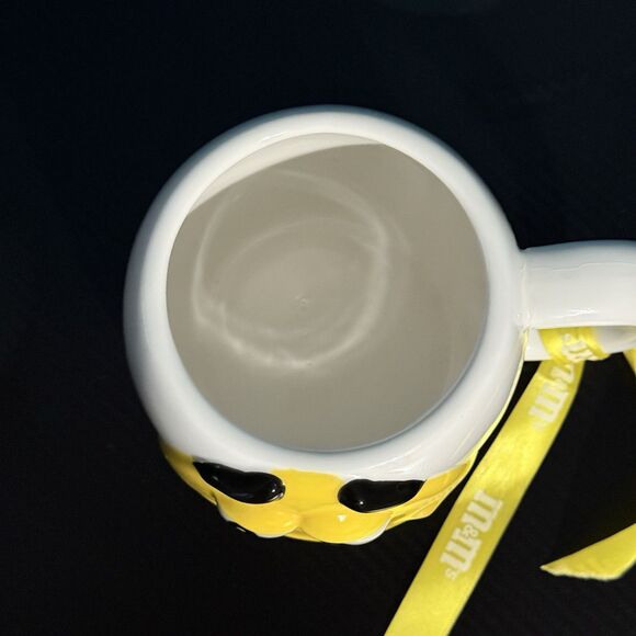 M&M's Large Yellow Coffee Cup Mug w/ Yellow Bow by Galerie - Vintage 2003 - Picture 8 of 8